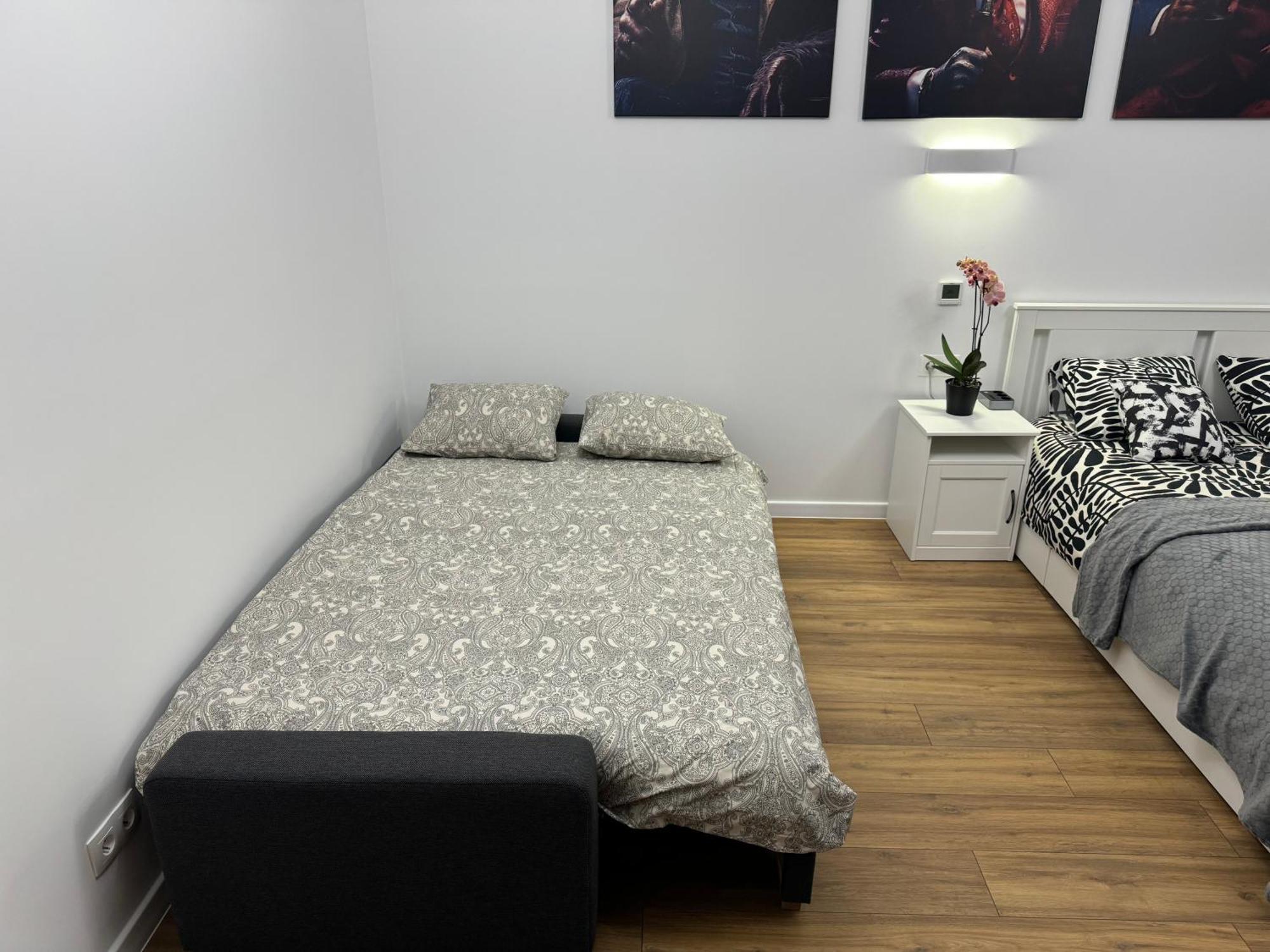 Chicago Apartment คาโตวีตเซ ภายนอก รูปภาพ